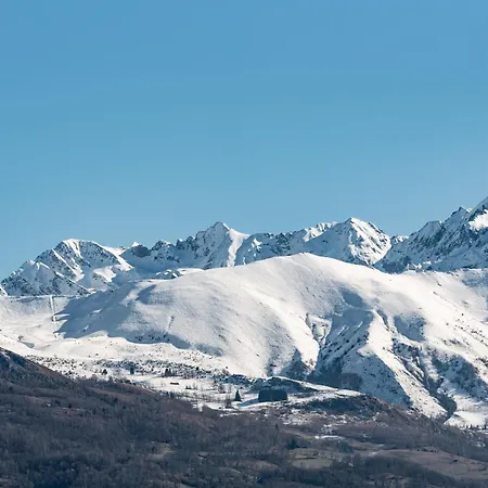 2 Pieces Avec Terrasse 度假居 *