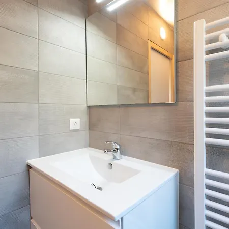 بيت للعطل 2 Pieces Avec Terrasse Ouzous